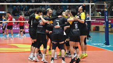 教练被骂上热搜，赛后回应亮了